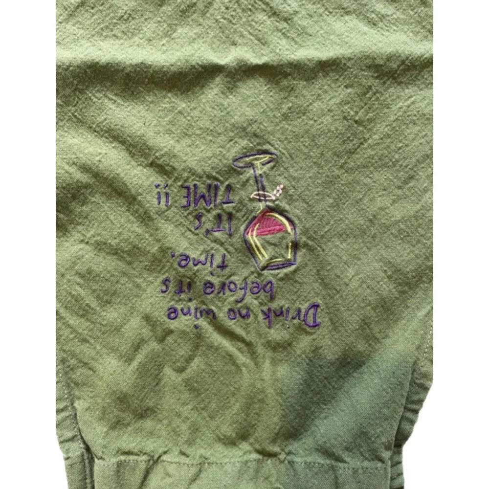 KAY DEE DESIGNS Drink Wine Time Apron OSFM Green
